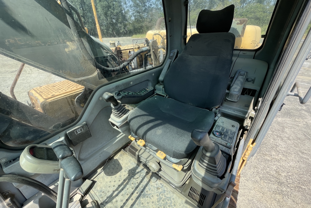 Volvo EC210BLC - 09/09 5