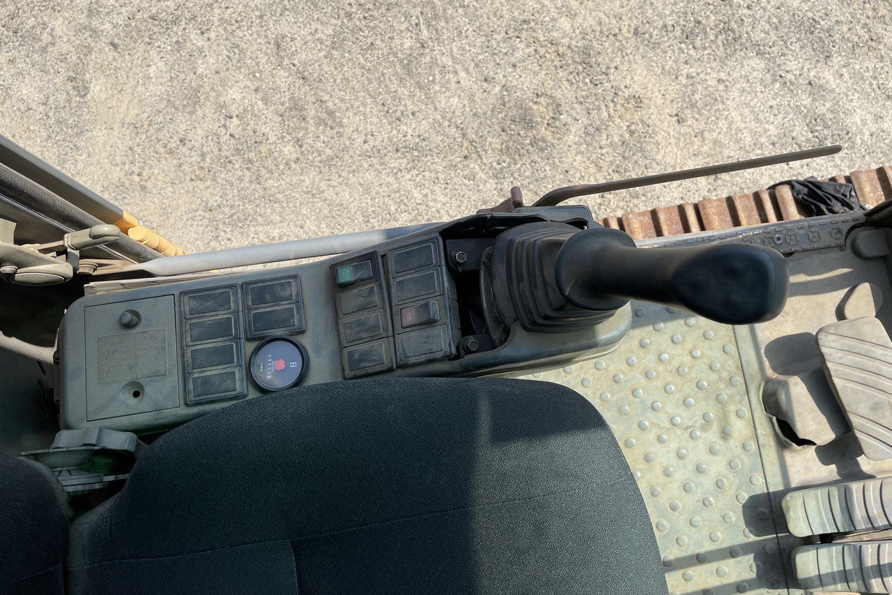 Volvo EC210BLC - 09/09 7
