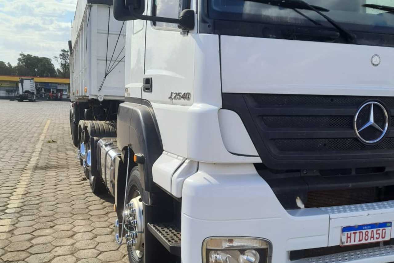 Mercedes Benz Axor 2540 - 08/08 11