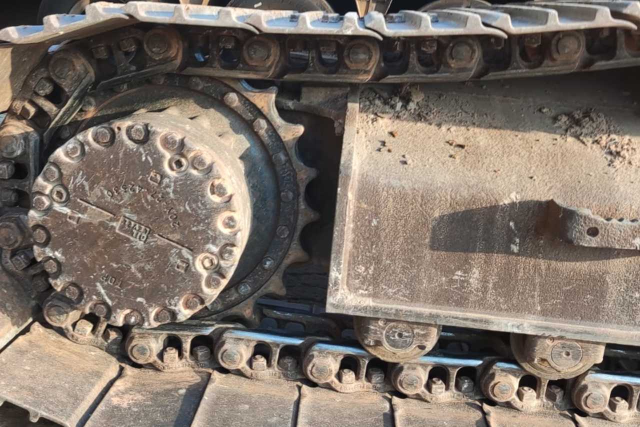 Komatsu PC200 - 12/12 4