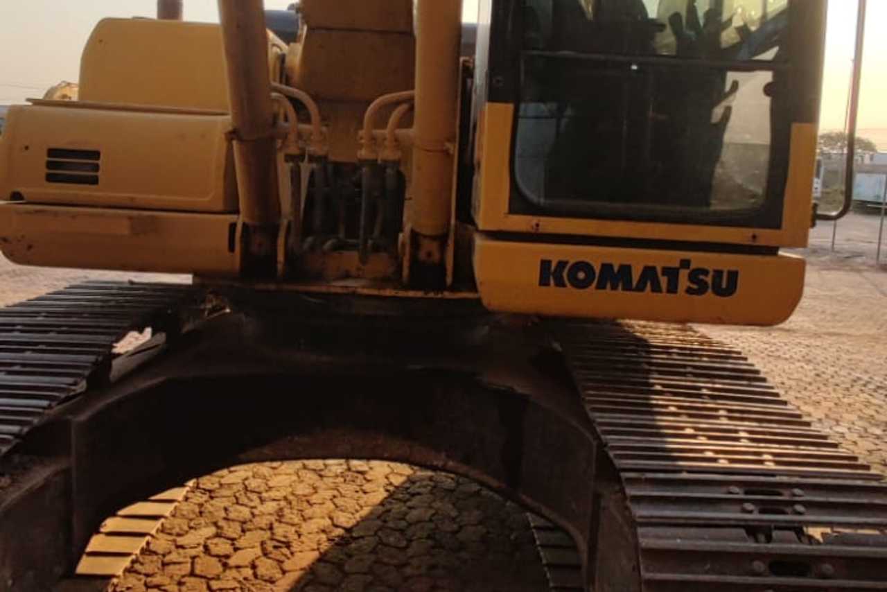 Komatsu PC200 - 12/12 6