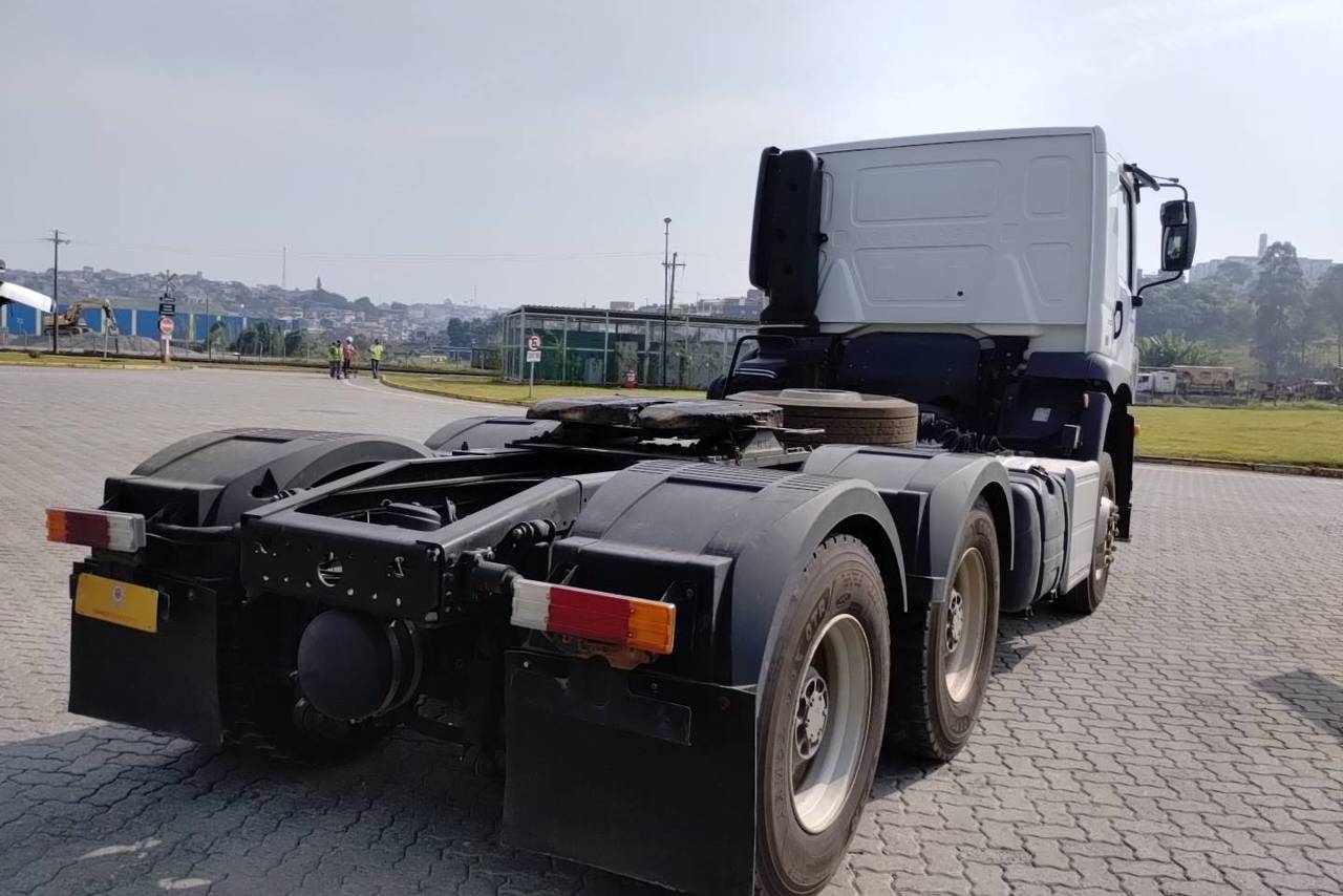 Volkswagen VW 33460 Constellation 6x4 - 21/22 5