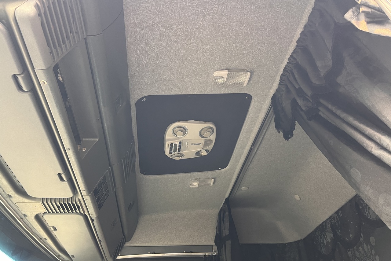 Scania P94 310 - 05/05 11