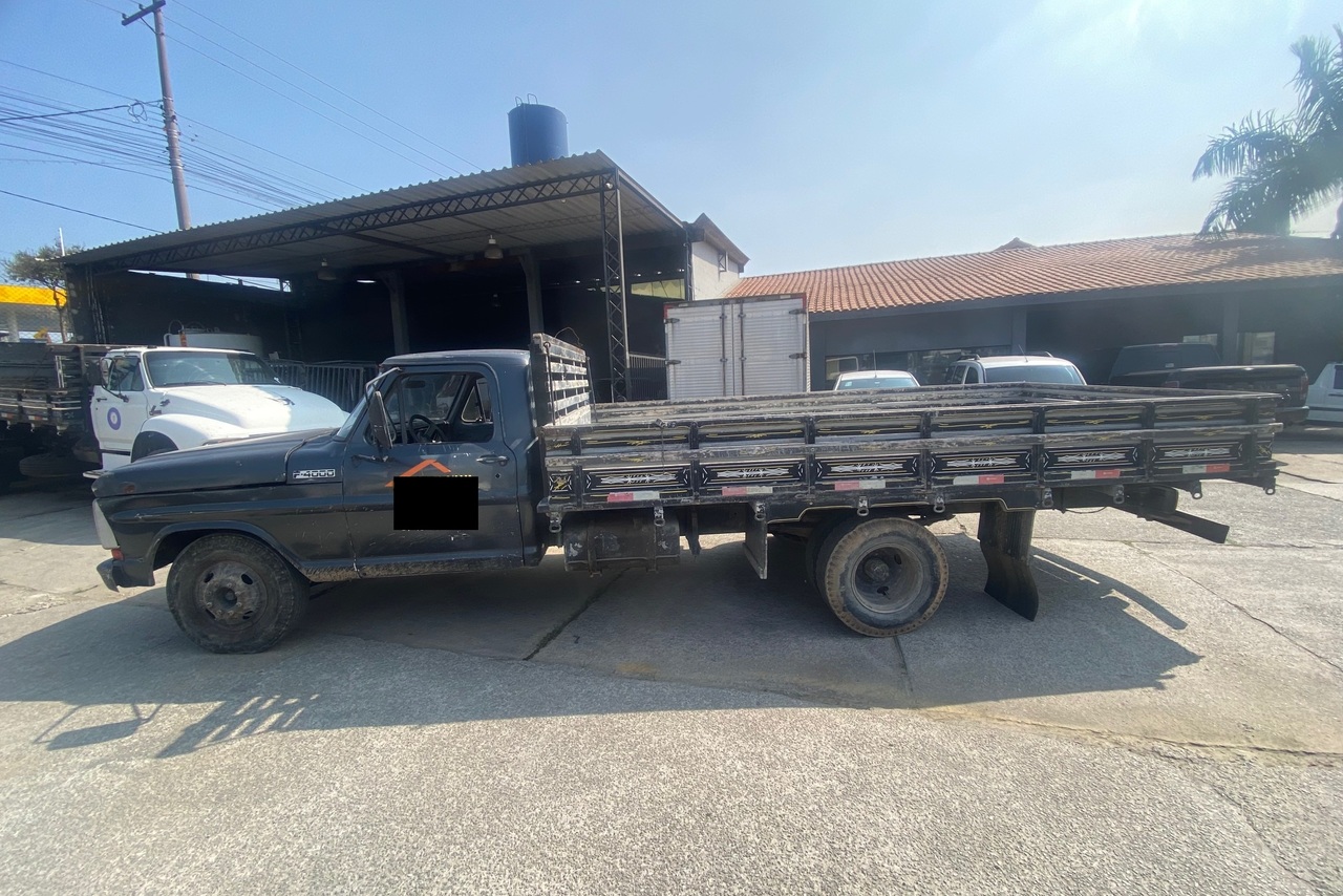 Ford F4000 - 86/86 6