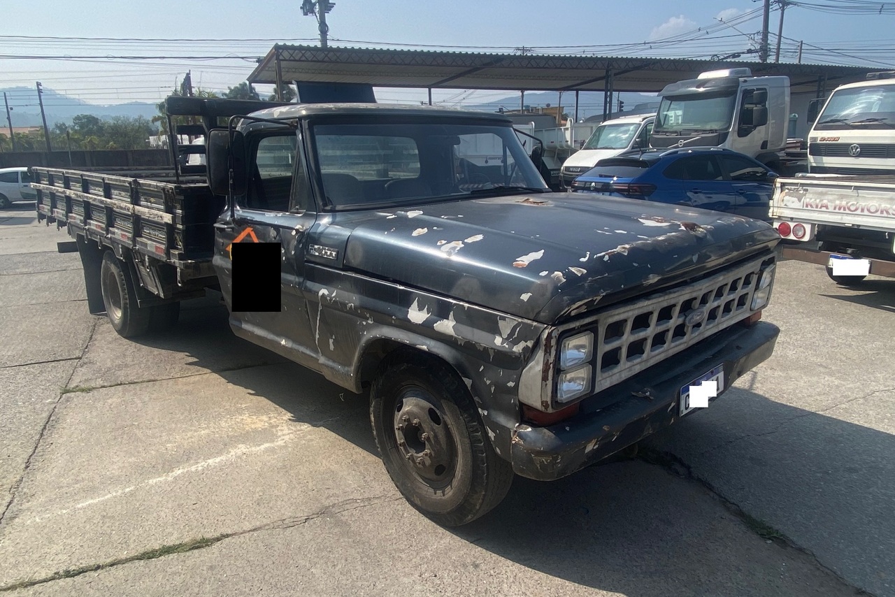 Ford F4000 - 86/86 7