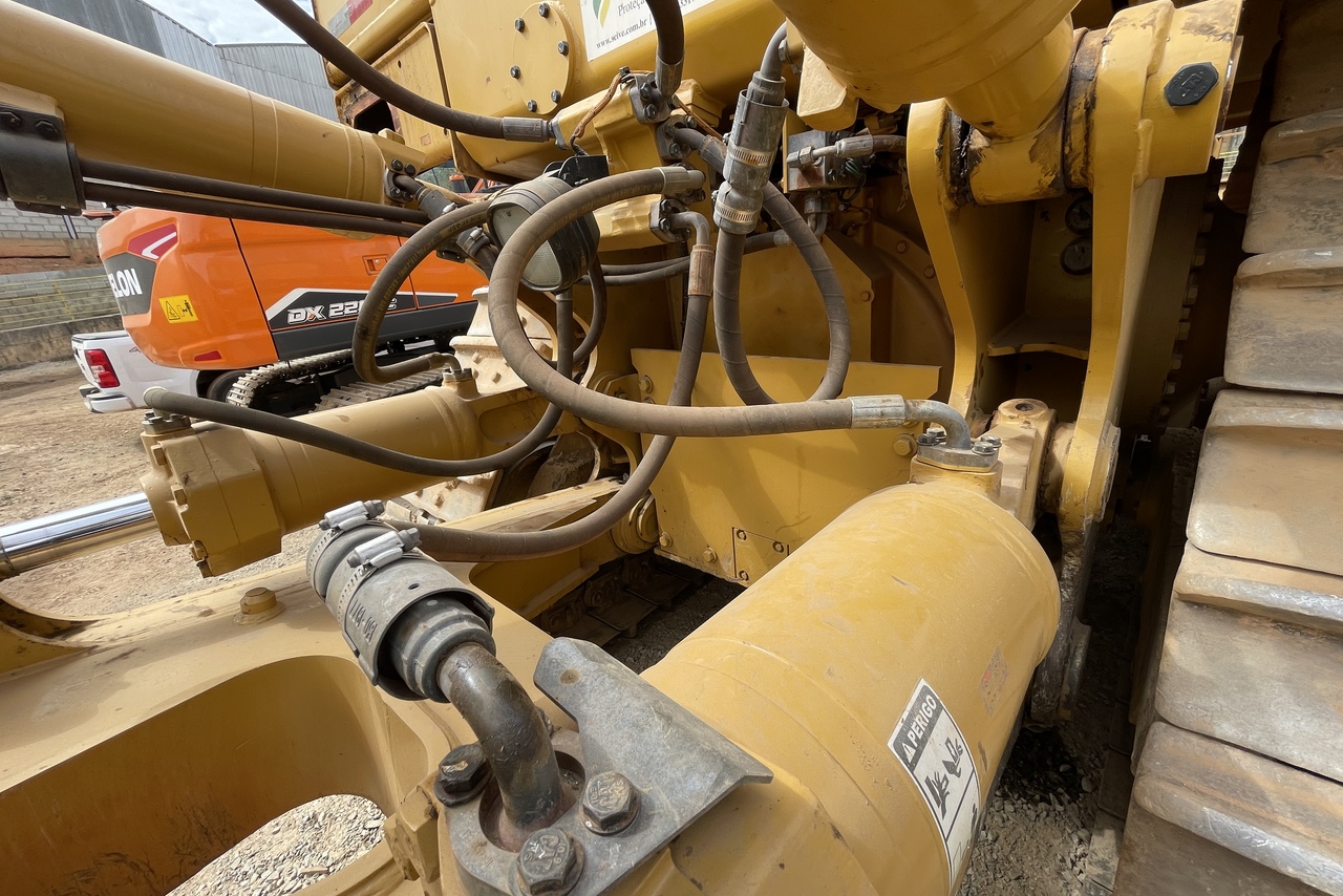 Caterpillar D8T - 21/21 14