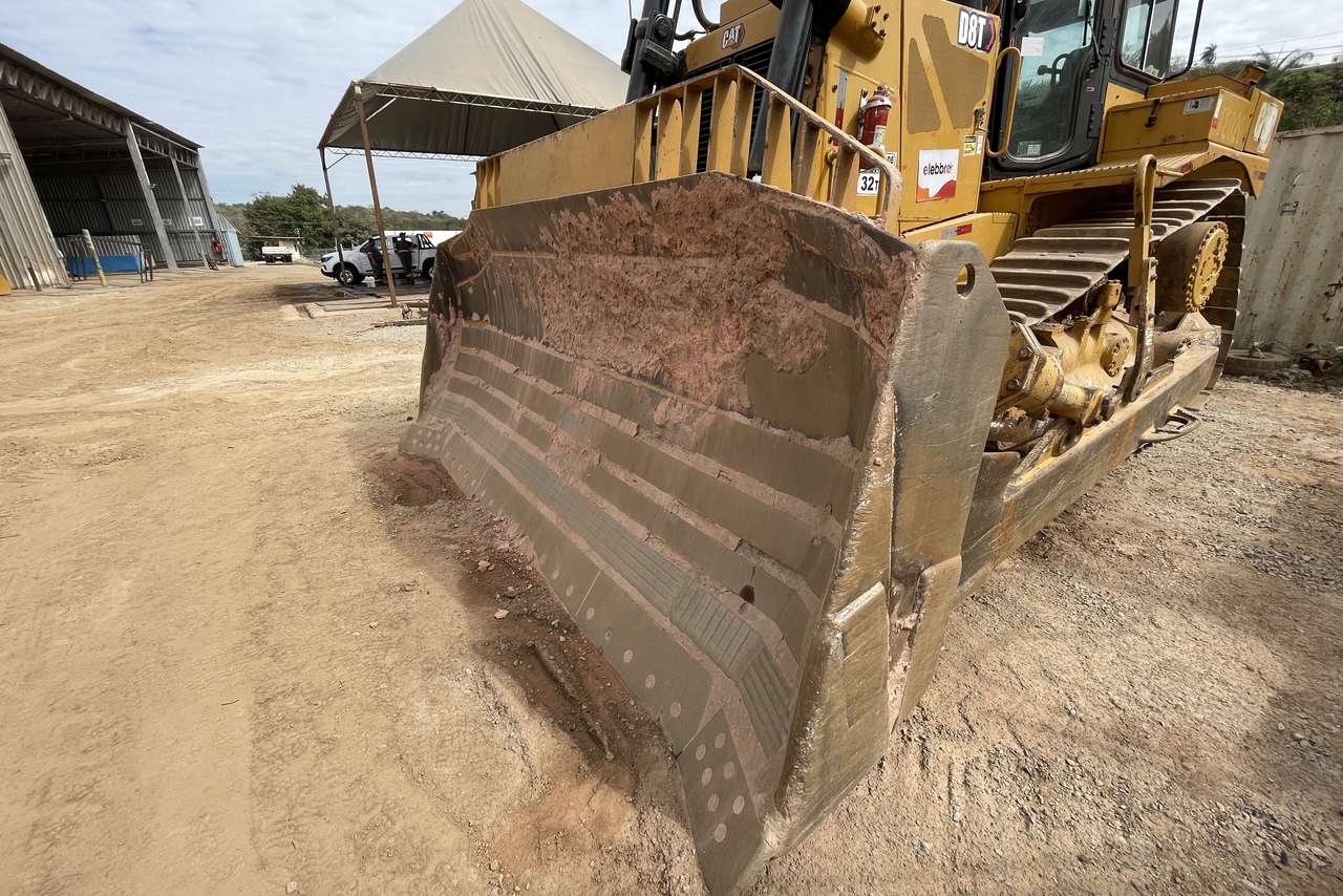 Caterpillar D8T - 21/21 18