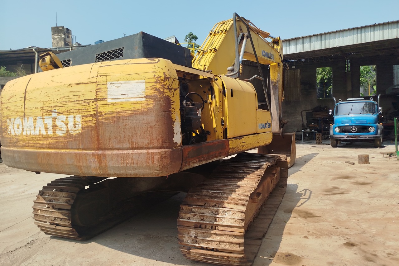 Komatsu PC200 - 09/09 12