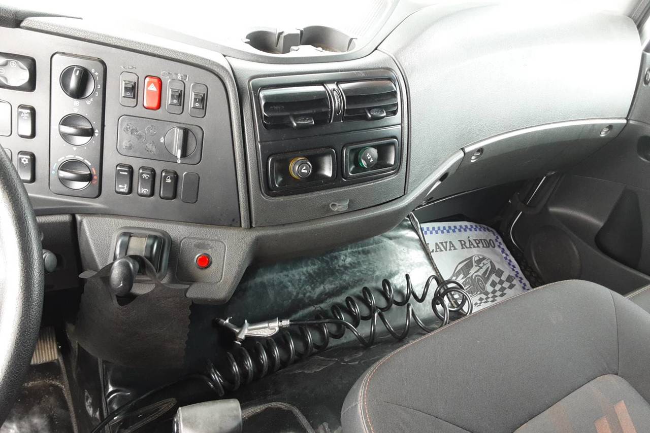 Mercedes Benz Atego 2430 - 21/21 6