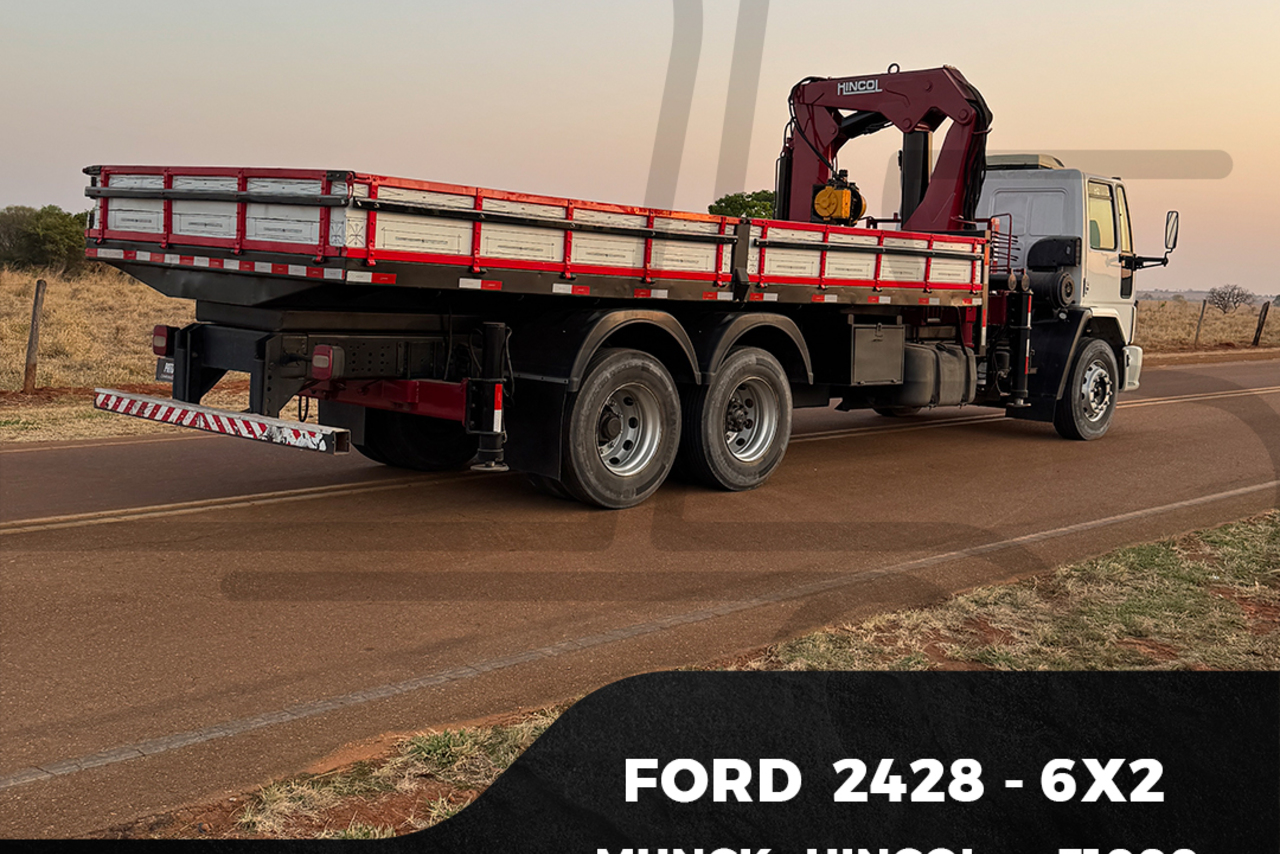 Ford Cargo2428 - 08/09 10