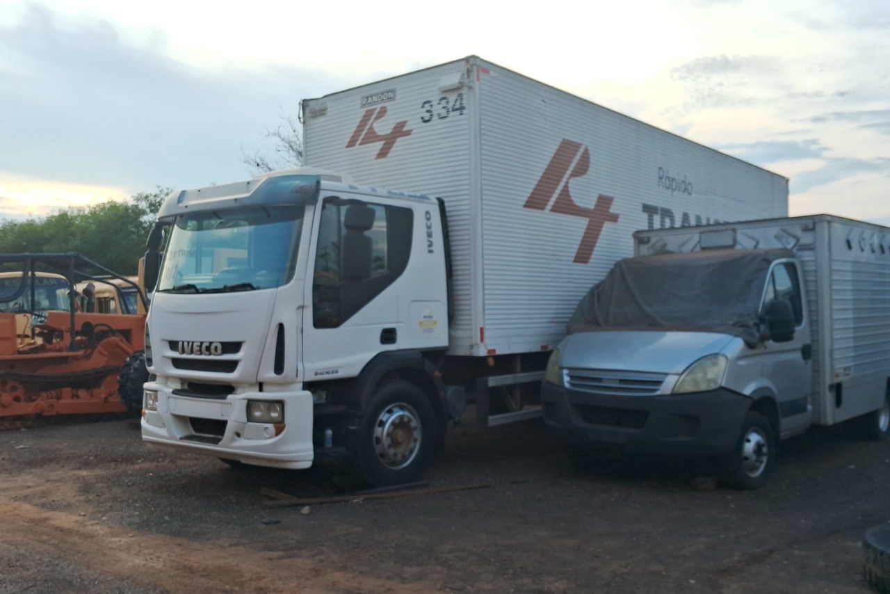 Iveco Tector 240E25 - 12/12 11