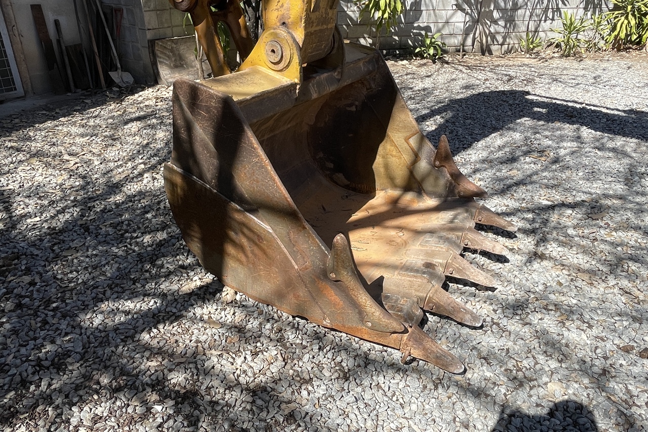 Hyundai R220 LC - 14/14 15