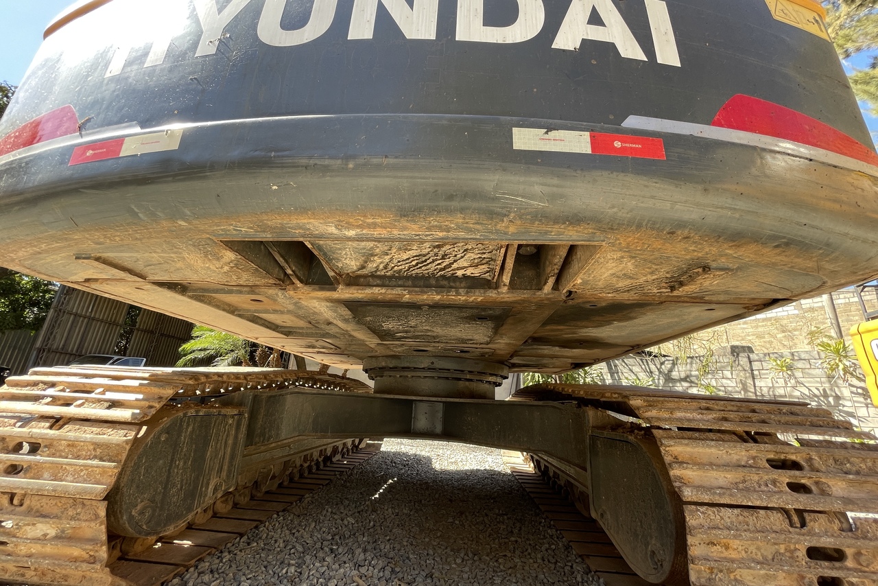 Hyundai R220 LC - 14/14 18