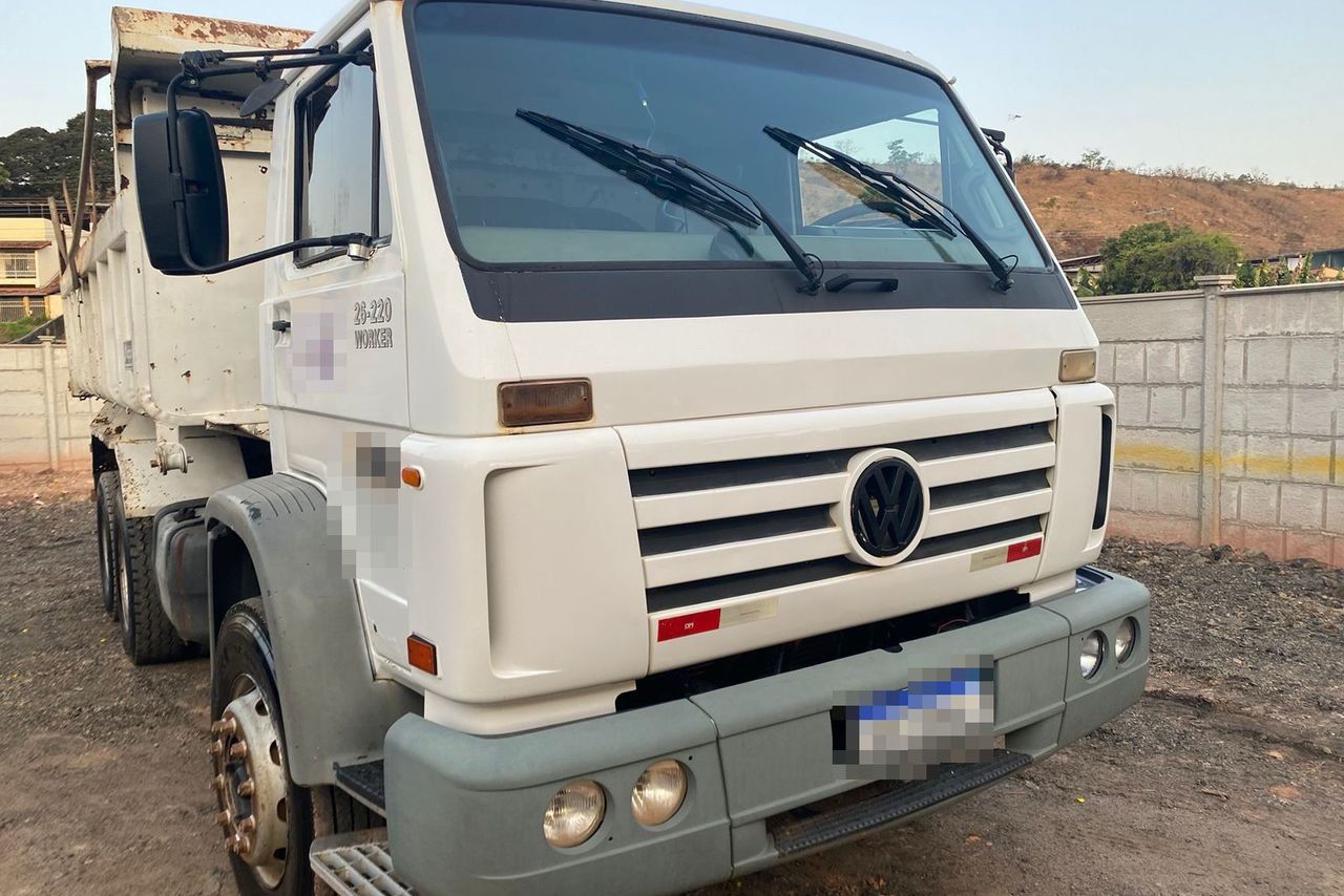 Volkswagen 26 220 - 08/08 3