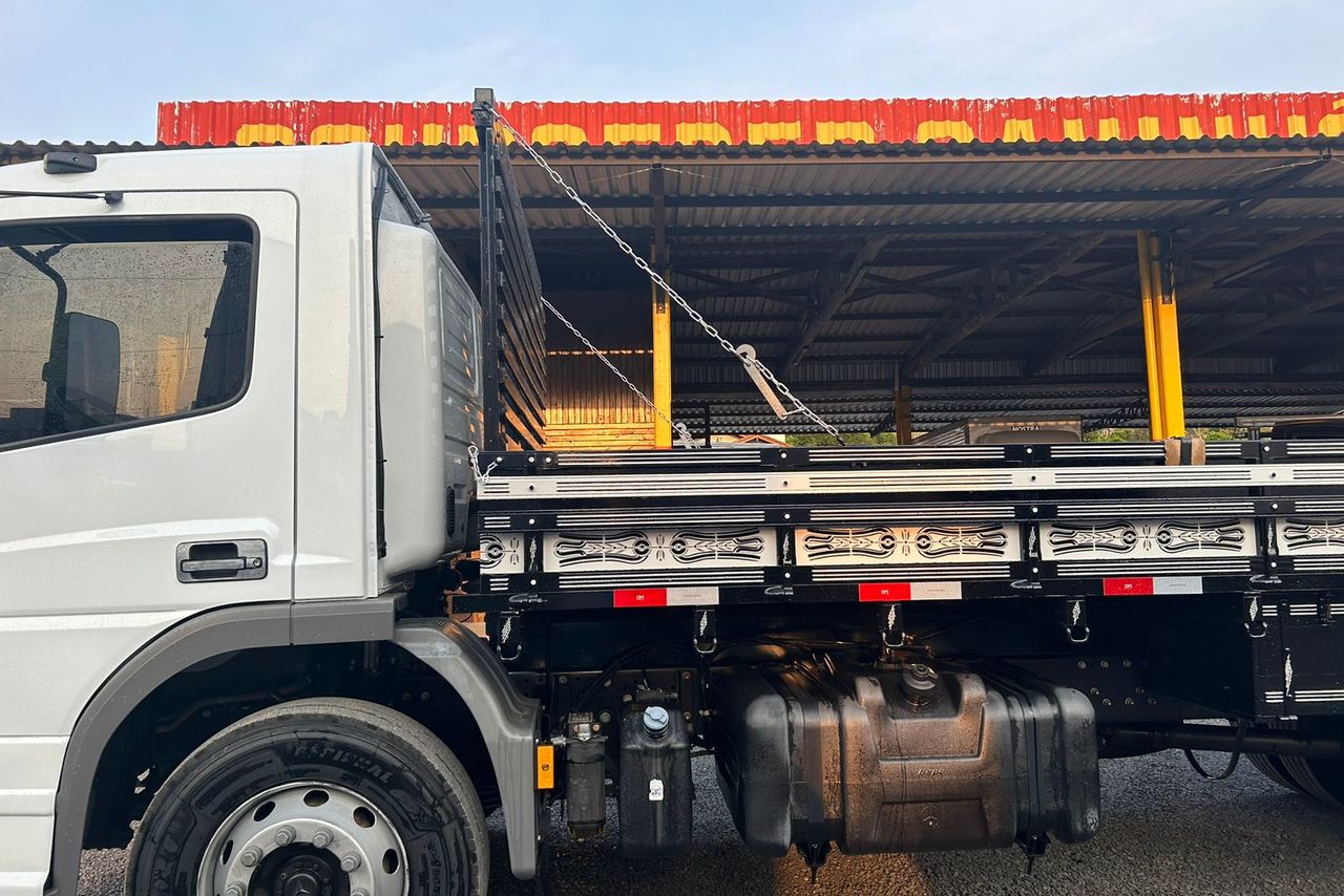 Mercedes Benz Atego 2426 - 18/19 5