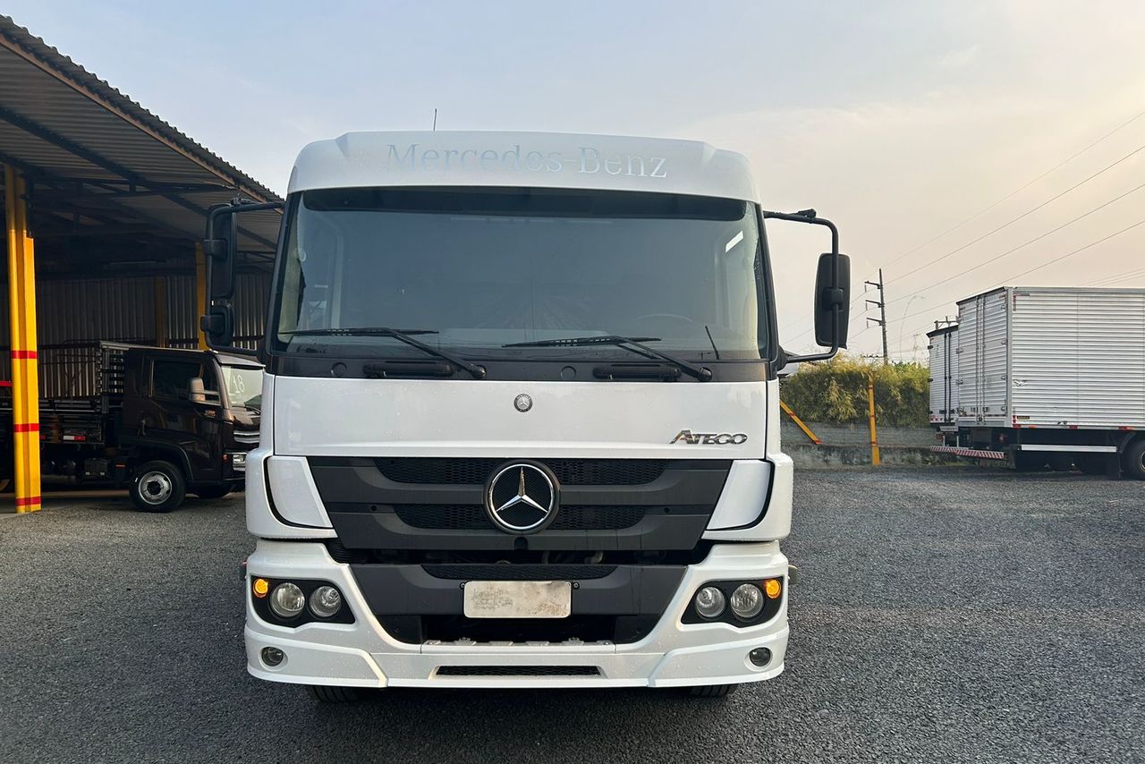 Mercedes Benz Atego 2426 - 18/19 8