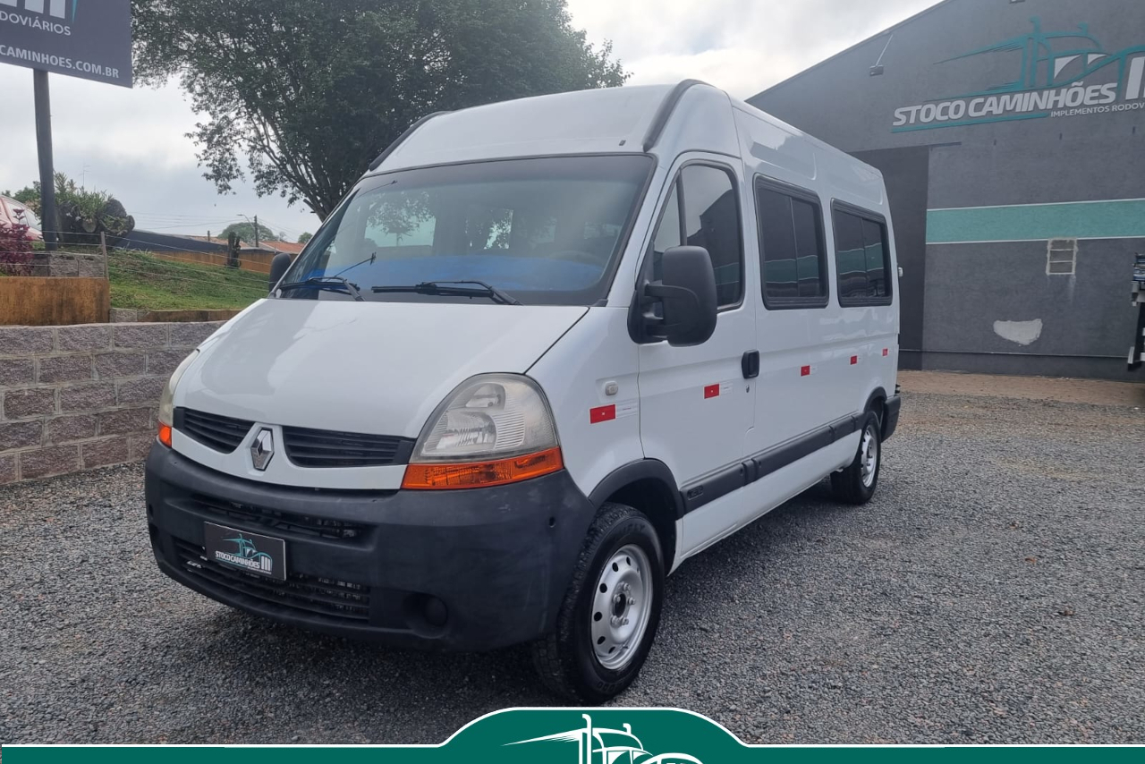 Renault Master Minibus - 10/11 1