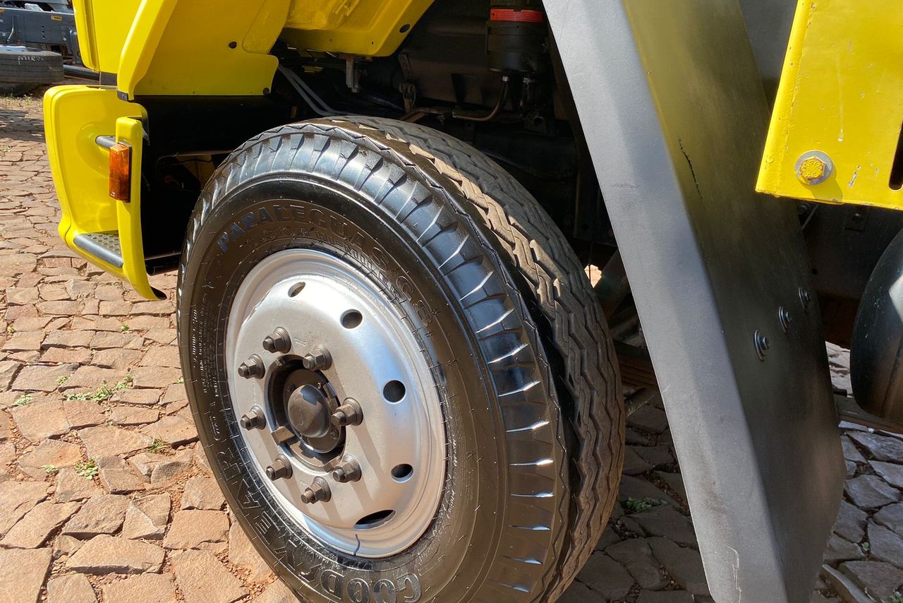 Ford Cargo1317 - 10/10 8