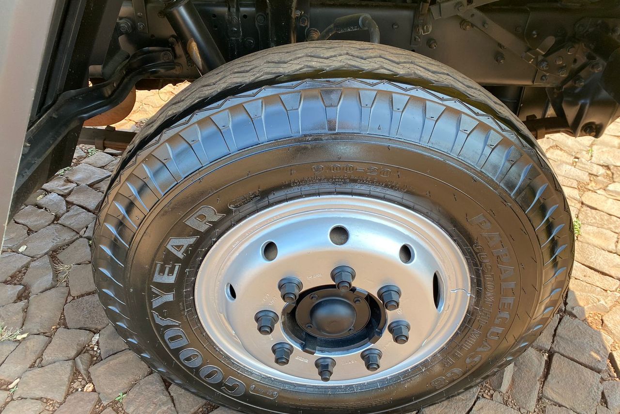 Ford Cargo1317 - 10/10 9