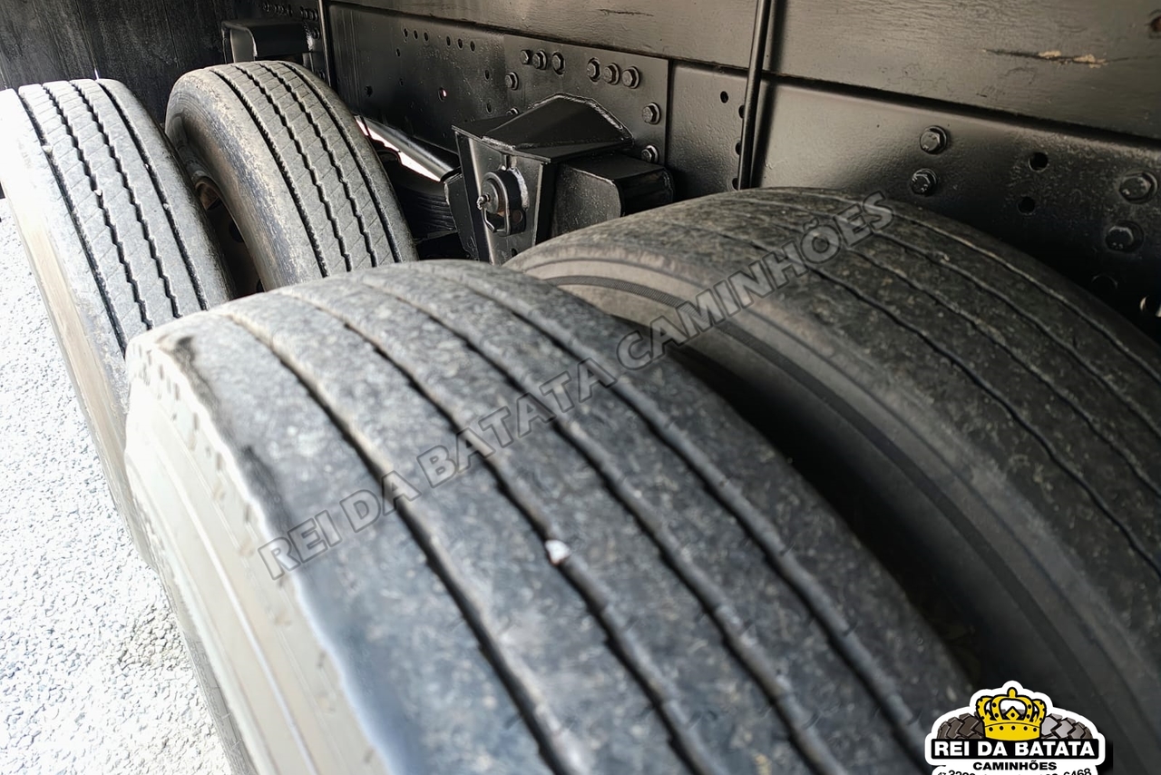 Mercedes Benz MB 2324 - 13/13 13