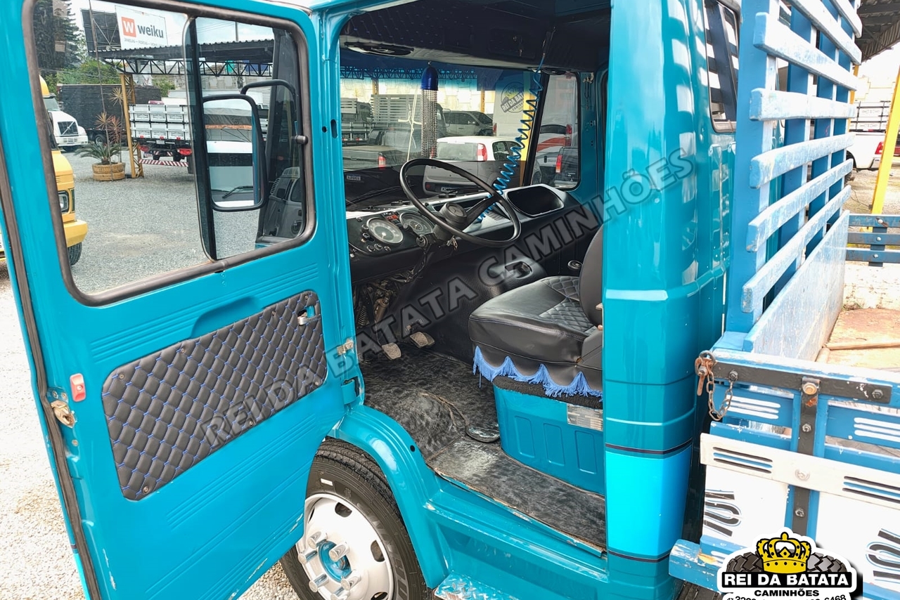 Mercedes Benz MB 608 - 84/84 4