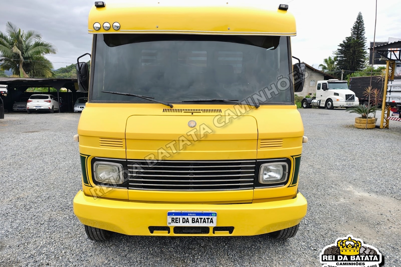 Mercedes Benz MB 608 - 84/84 4