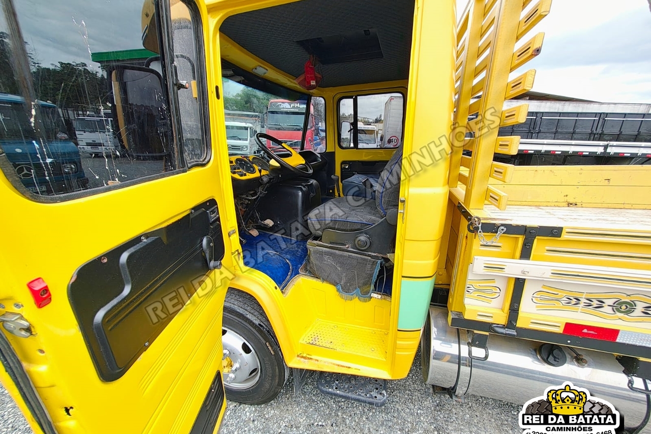 Mercedes Benz MB 608 - 84/84 5