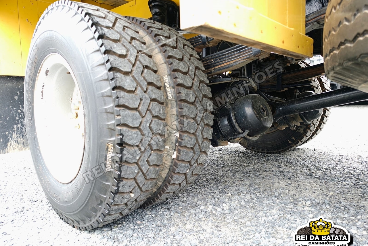 Mercedes Benz MB 608 - 84/84 6