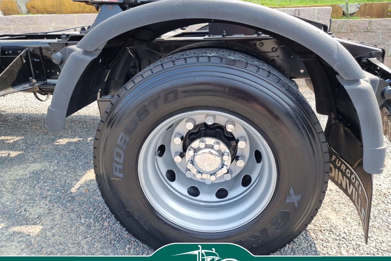 Volkswagen 19-370 E Constel. Tractor  - 08/08 16