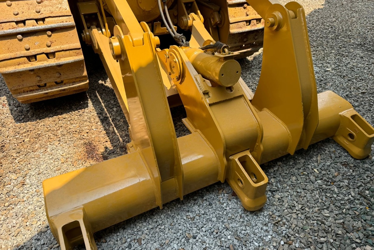 Caterpillar D6T - 18/18 14
