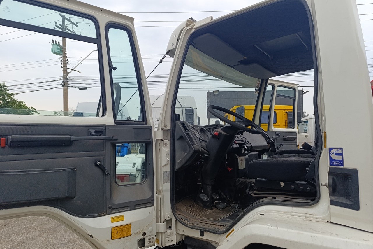 Ford Cargo2422 - 08/08 7