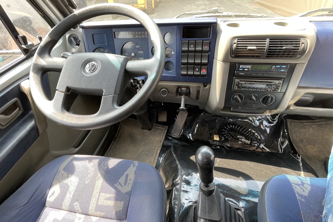 Volkswagen 8 150 - 03/03 5
