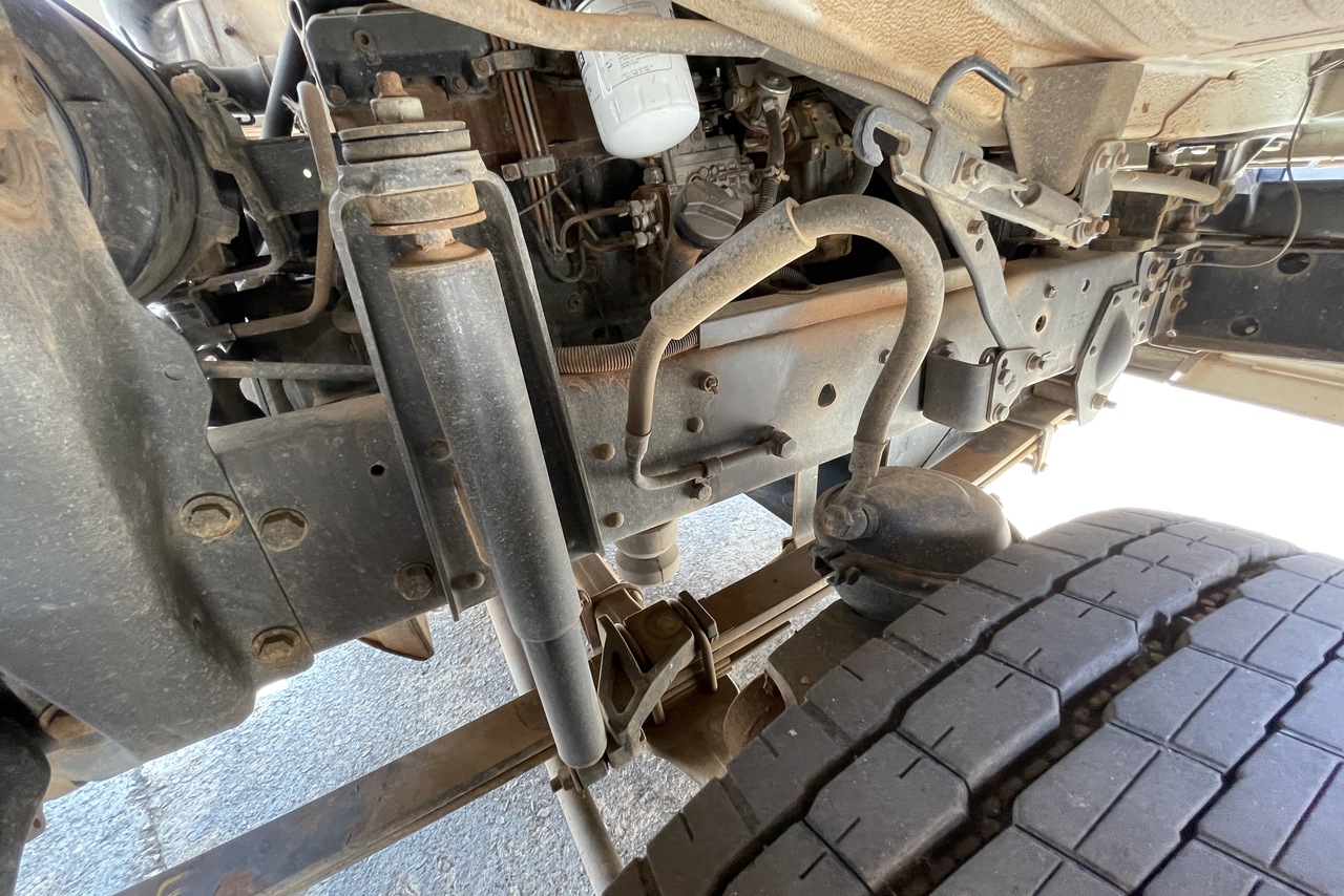 Volkswagen 8 150 - 03/03 10