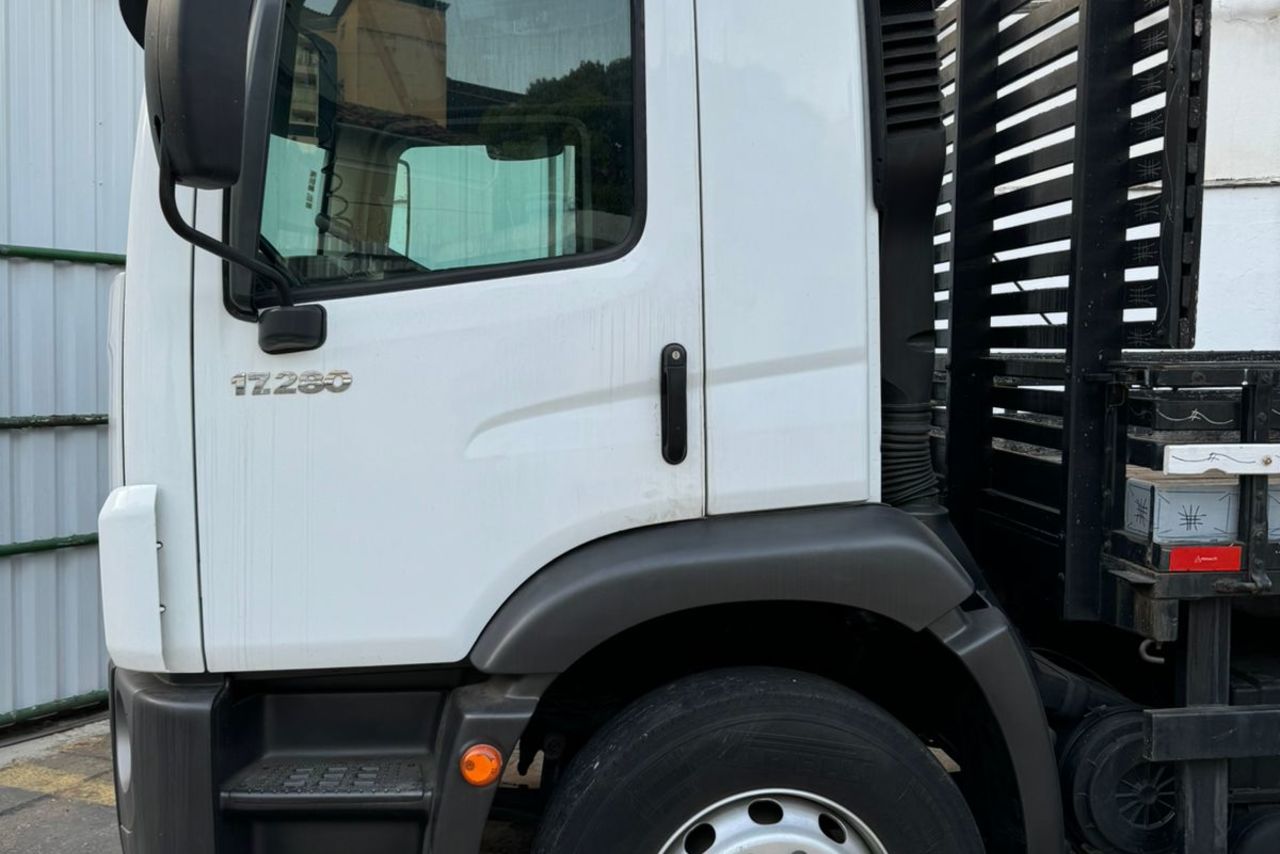 Volkswagen 17 280 - 15/16 5