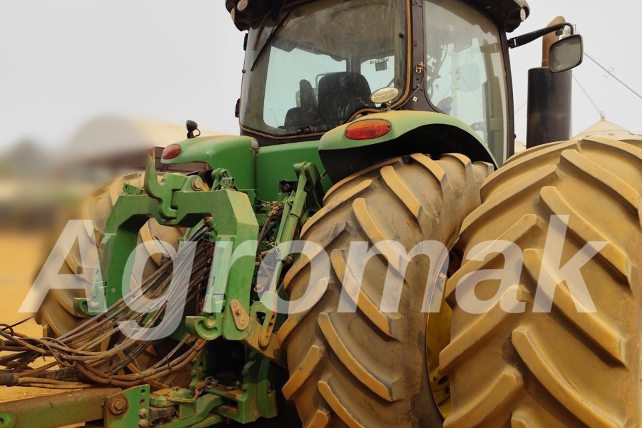 John Deere 8370R - 18/18 11
