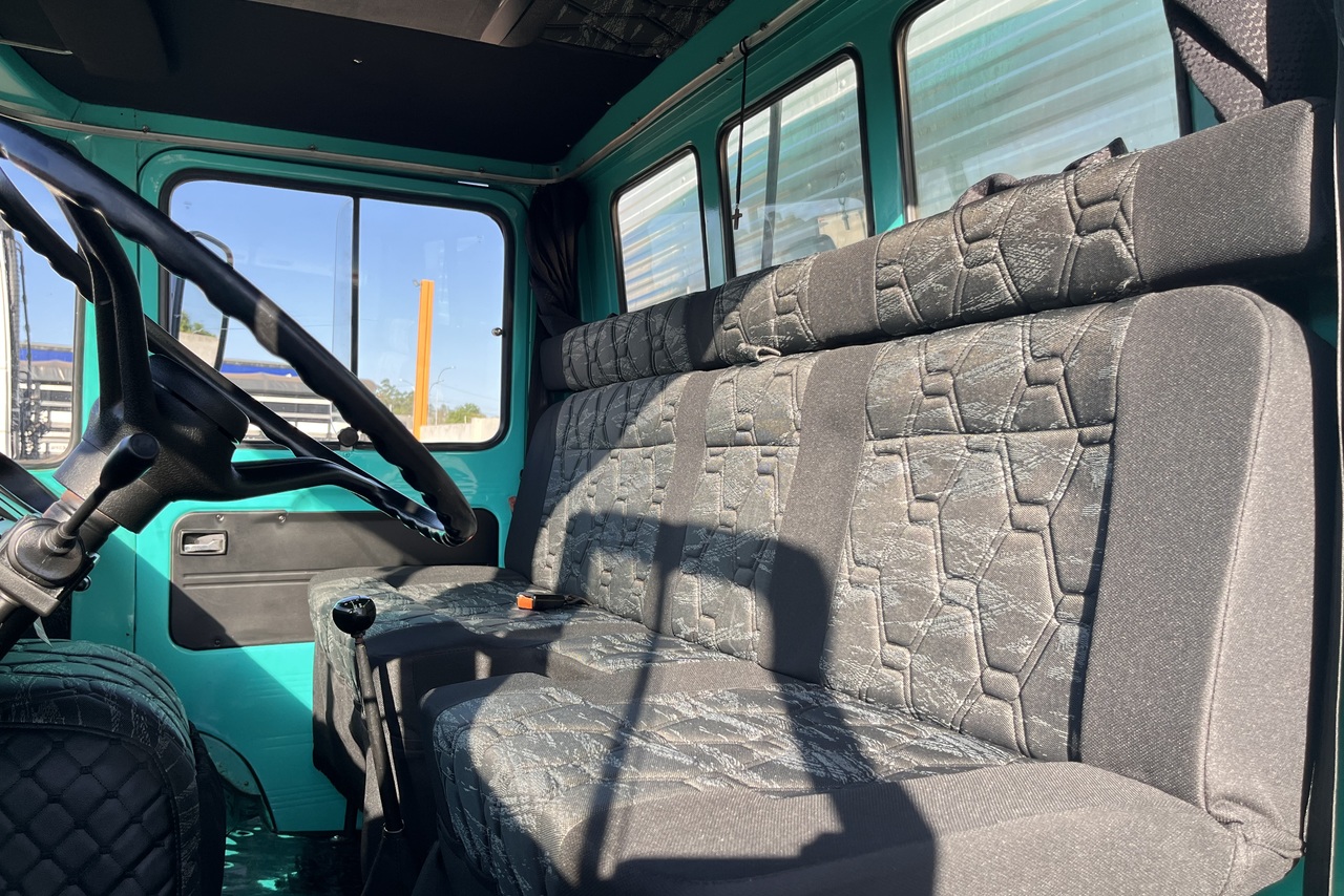 Mercedes Benz MB 608 - 77/77 8