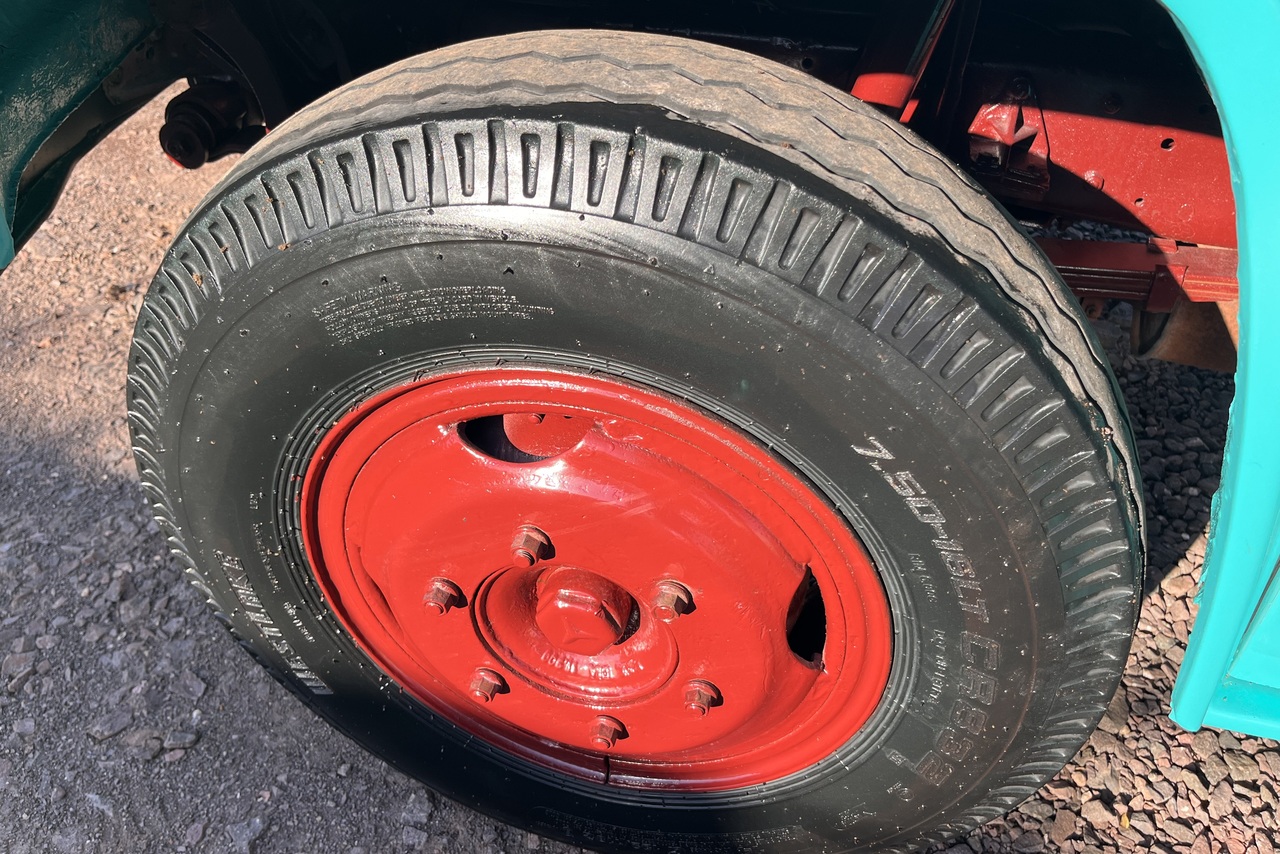 Mercedes Benz MB 608 - 77/77 16