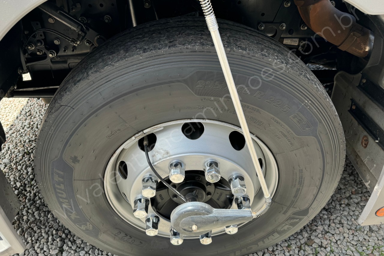 Mercedes Benz MB 2041 - 18/19 8