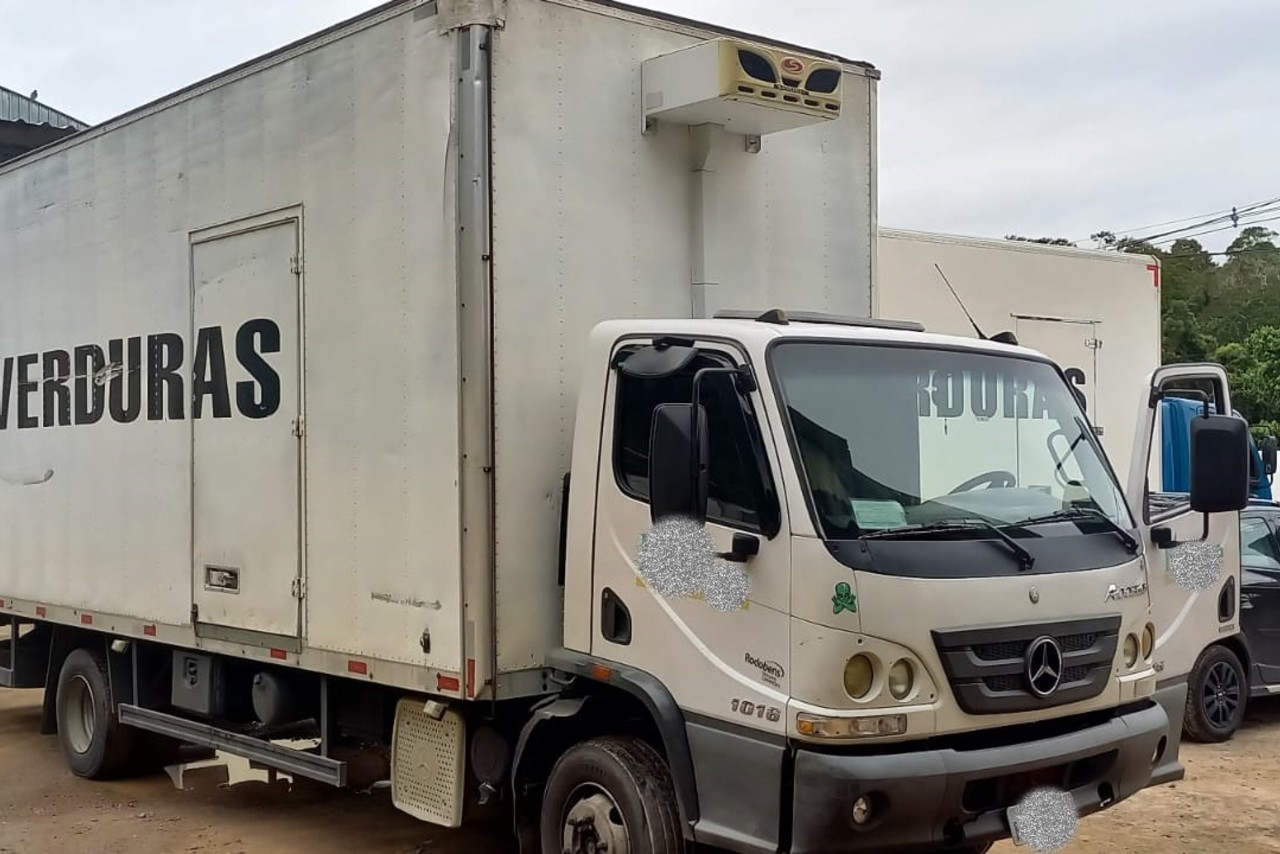 Mercedes Benz Accelo 1016 - 14/14 4