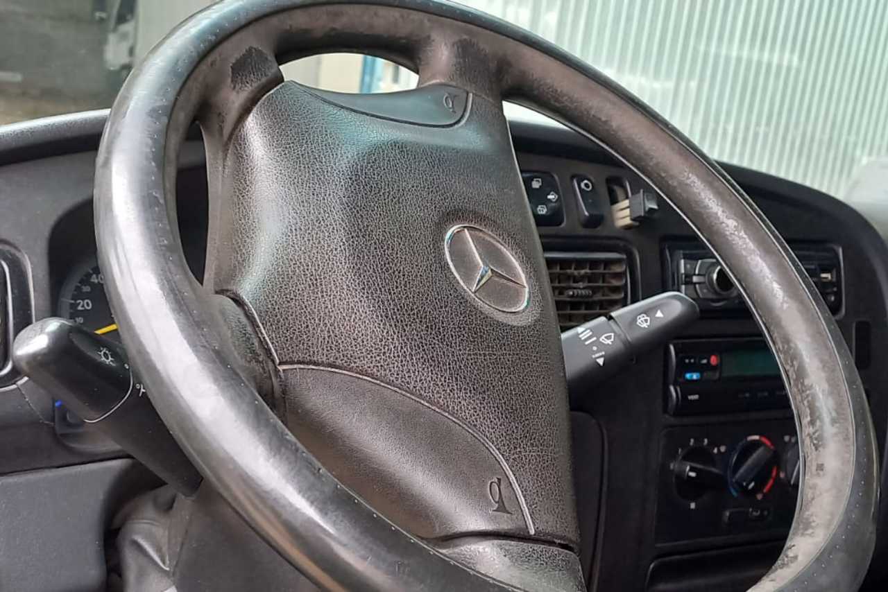 Mercedes Benz Accelo 1016 - 14/14 10