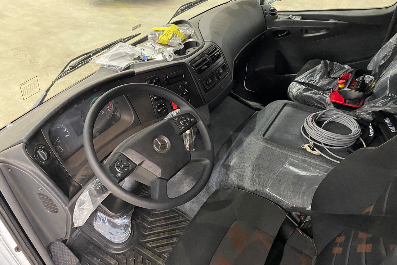 Mercedes Benz Atego 2429 - 24/25 8