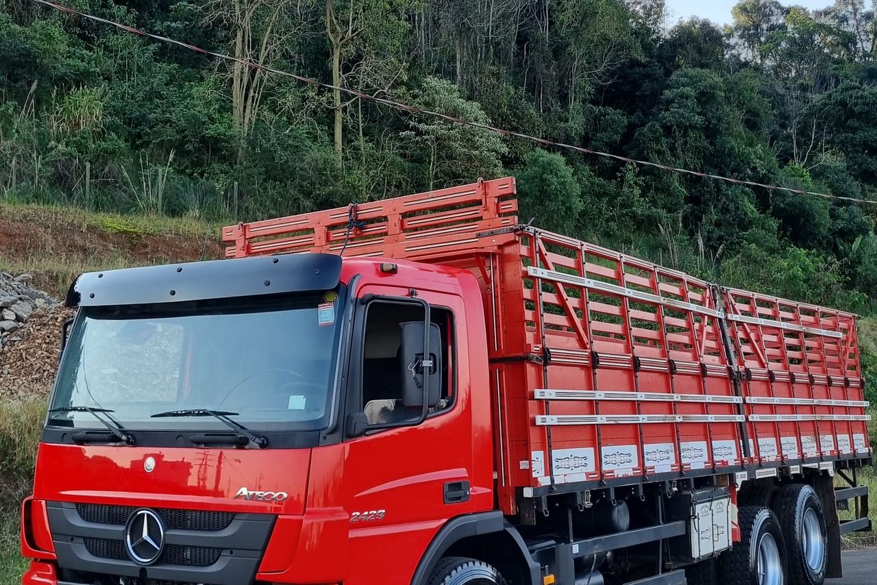 Mercedes Benz Atego 3330 - 13/13 16