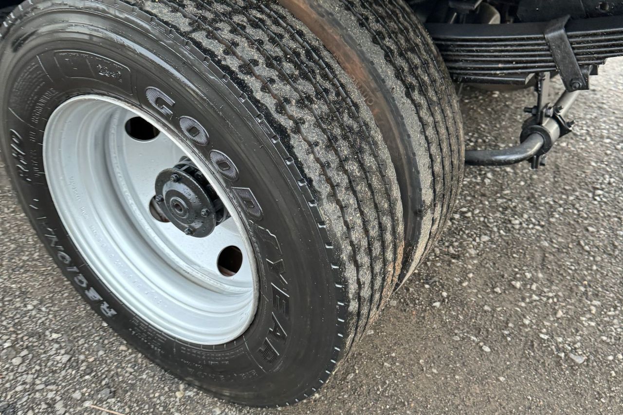 Volkswagen 8 120 - 07/08 18