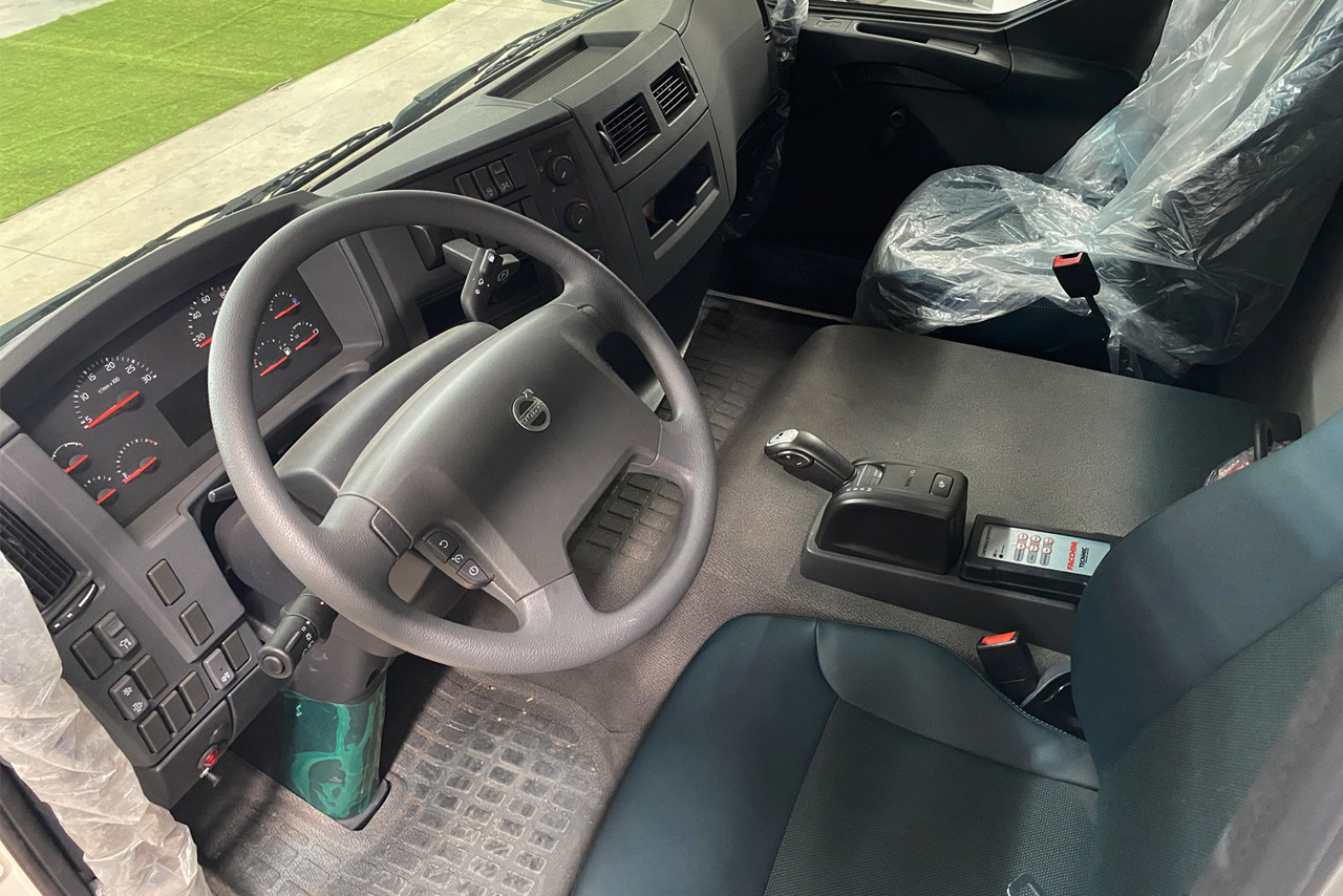 Volvo VMX 290 - 24/24 2