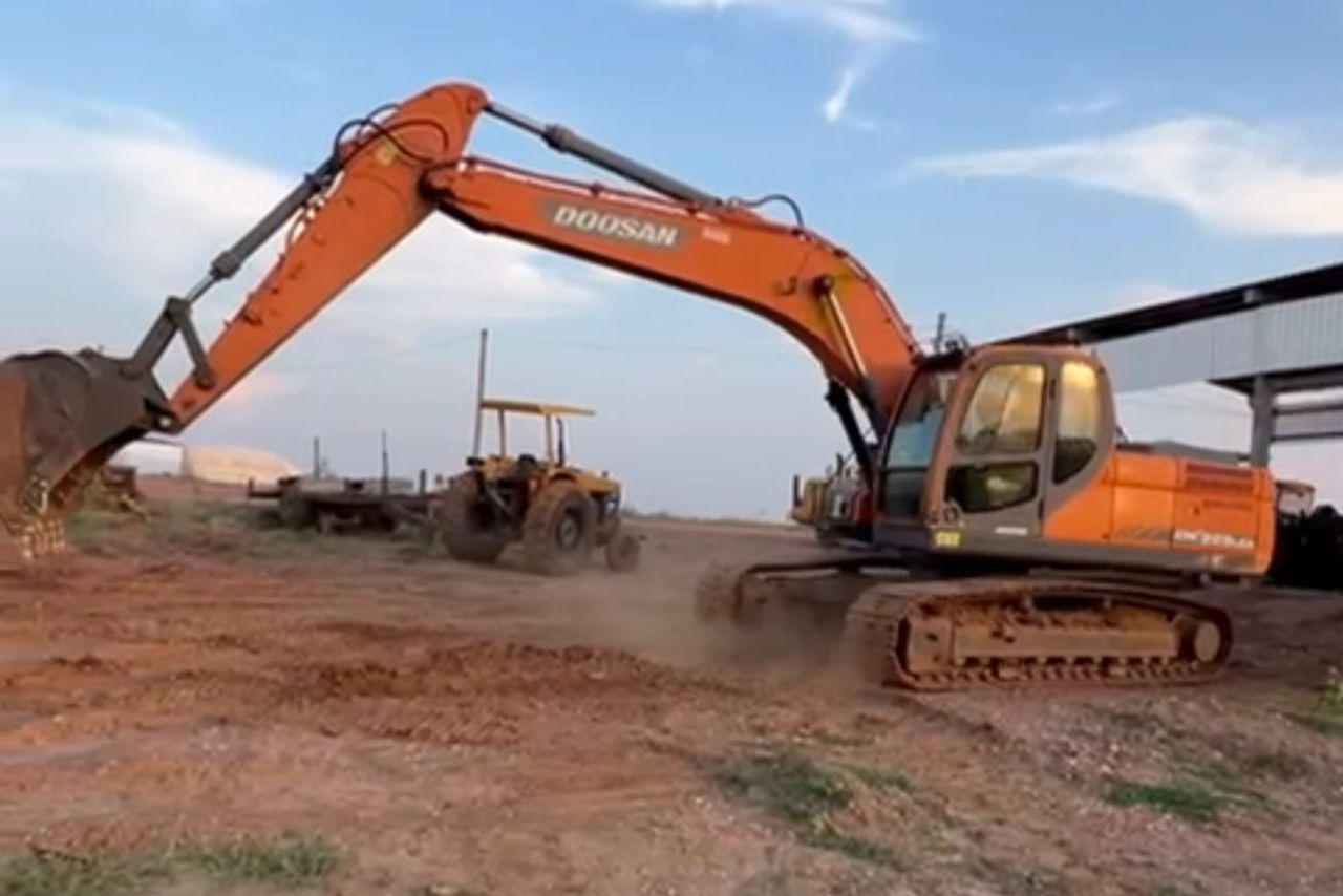 Doosan DX225LCA - 11/11 6
