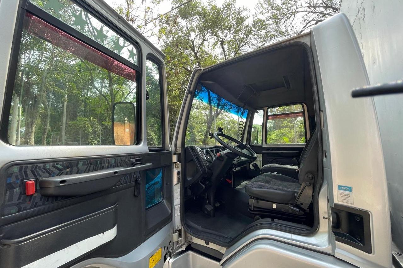Ford Cargo815 - 11/11 2