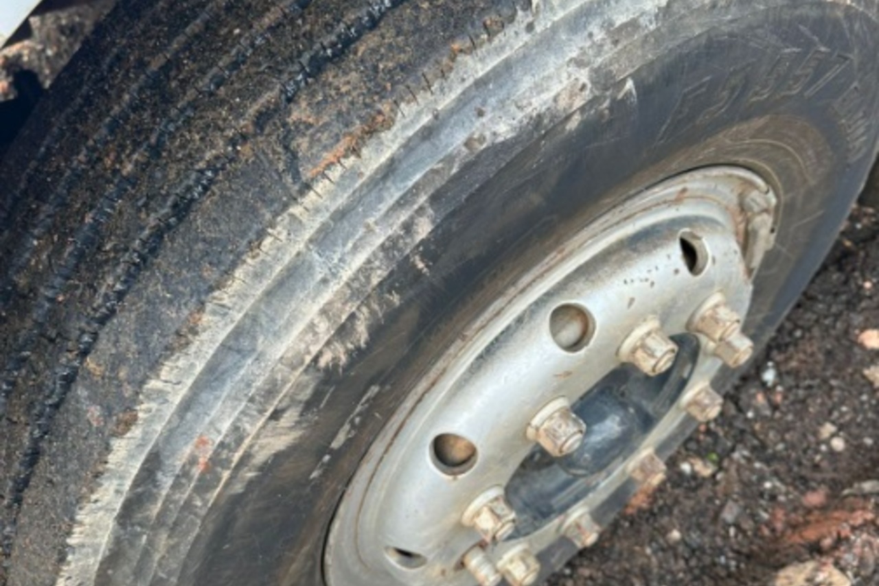 Ford F14000 - 01/01 3
