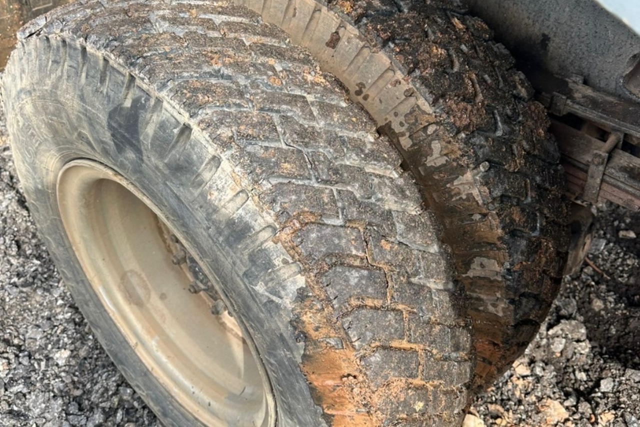 Ford F14000 - 01/01 6