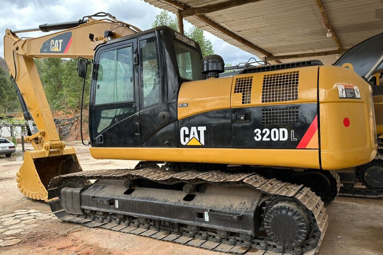 Caterpillar 320 DL - 11/11 17
