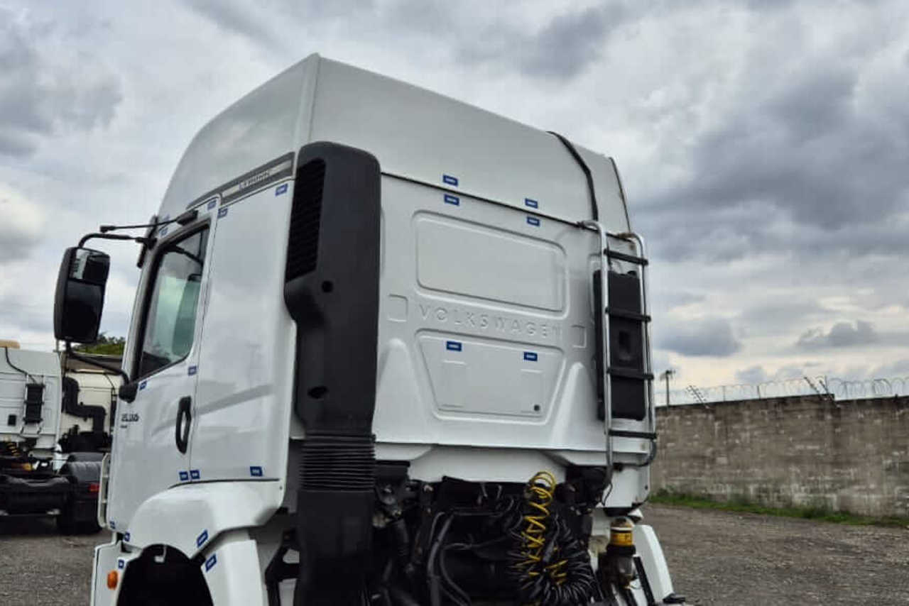 Volkswagen 25-360 6x2 Constellation - 18/19 9